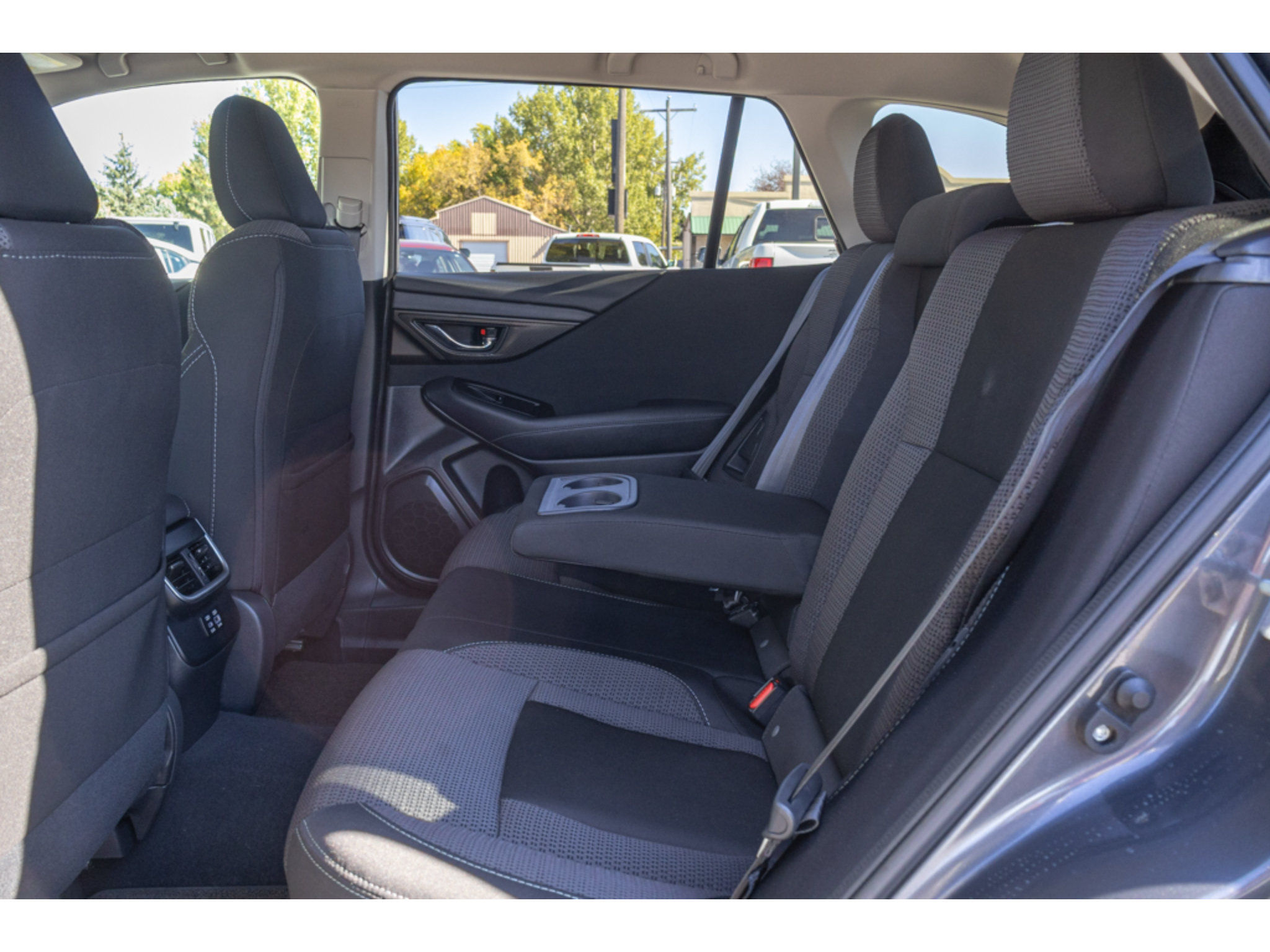 Certified 2025 Subaru Outback Premium AWD/4WD image 13