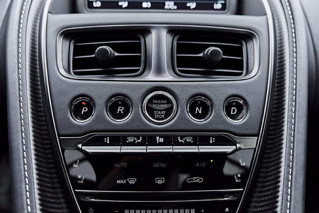 Used 2023 Aston Martin DBS Coupe RWD image 68