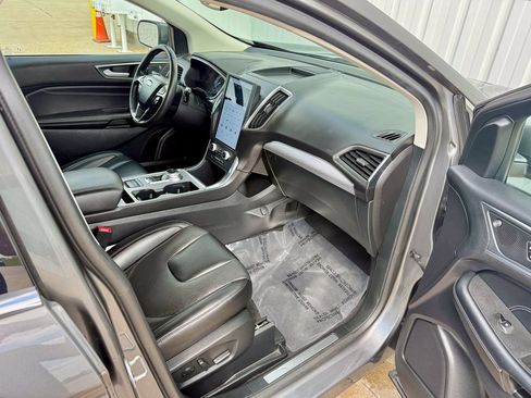 Used 2021 Ford Edge Titanium AWD/4WD image 21