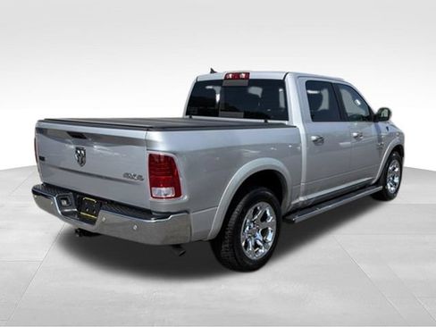 Used 2017 RAM 1500 Laramie w/ Convenience Group AWD/4WD image 28