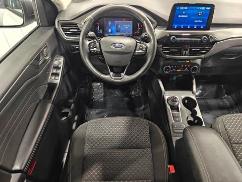 Used 2023 Ford Escape Active AWD/4WD image 4