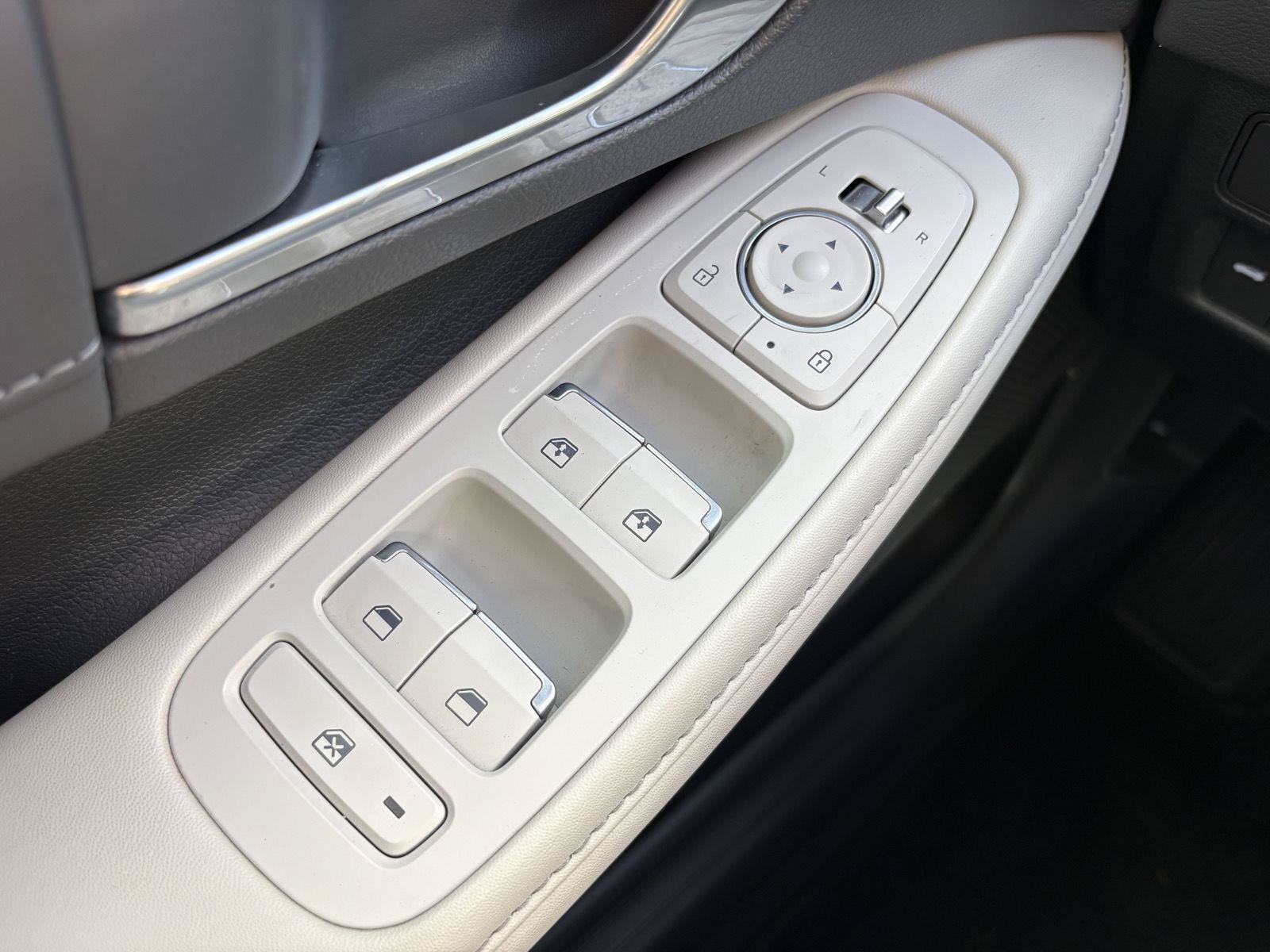 Used 2022 Hyundai Sonata Limited FWD image 38