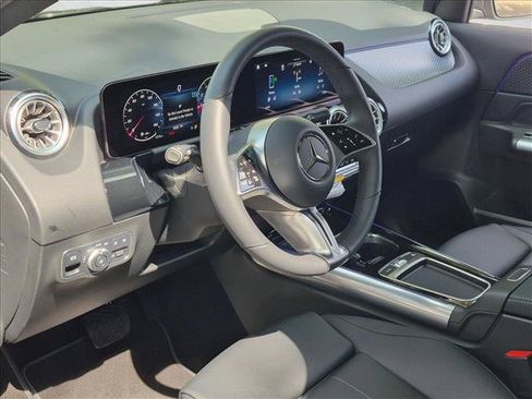 Certified 2026 Mercedes-Benz GLA 250 image 9