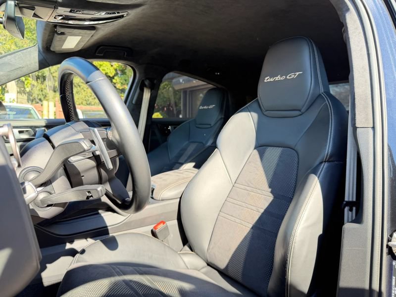 Used 2022 Porsche Cayenne Turbo GT AWD/4WD image 13