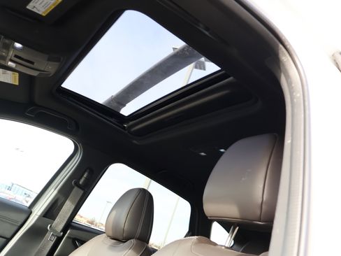 Certified 2025 MAZDA CX-5 Signature image 41