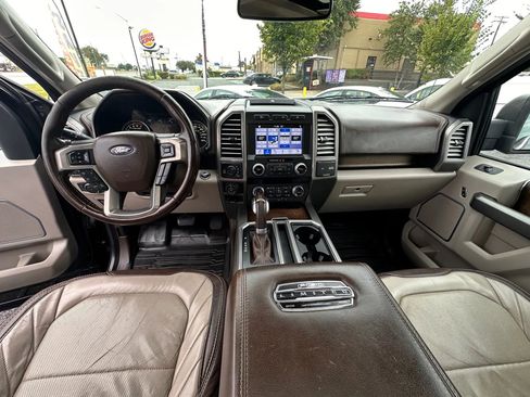 Used 2019 Ford F150 Limited w/ Trailer Tow Package image 16