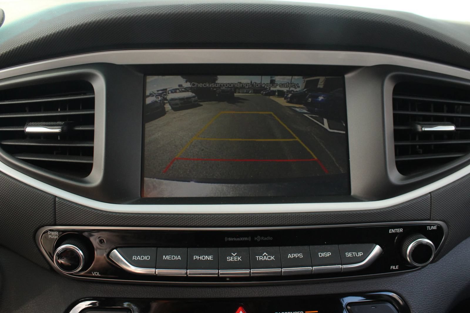 Used 2018 Hyundai Ioniq Plug-In Hybrid FWD image 29