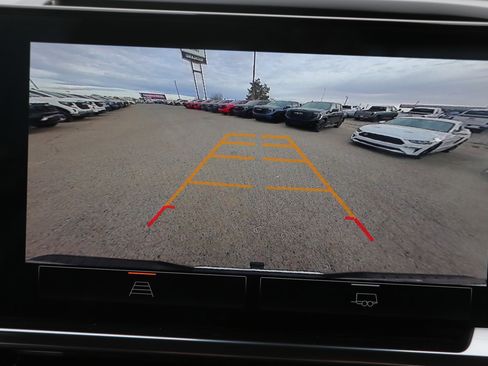 Used 2024 GMC Sierra 1500 SLT image 21