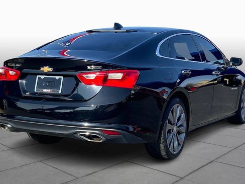 Used 2018 Chevrolet Malibu Premier w/ Premier Sun and Wheel Package image 13