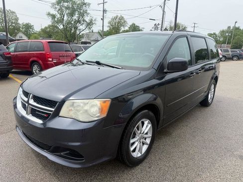 Used 2019 Dodge Grand Caravan GT FWD image 3