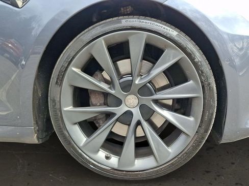 Used 2018 Tesla Model S 100D AWD/4WD image 9