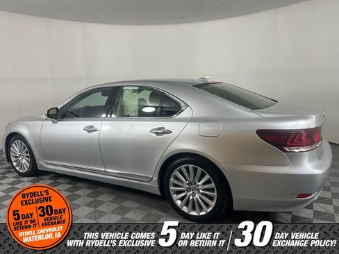 Used 2014 Lexus LS 460 AWD w/ Comfort Package image 10