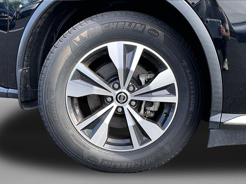 Used 2019 Nissan Murano SV FWD image 9