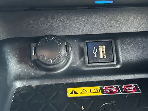 Used 2024 Toyota RAV4 XSE w/ Advanced Technology Package AWD/4WD image 31