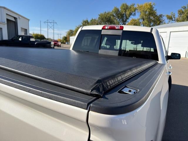 Used 2015 GMC Sierra 1500 Denali w/ Driver Alert Package AWD/4WD image 13