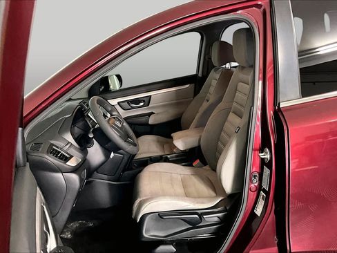 Used 2018 Honda CR-V LX image 9