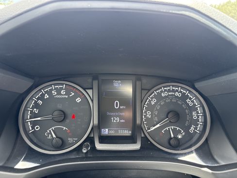 Used 2019 Toyota Tacoma TRD Pro AWD/4WD image 19