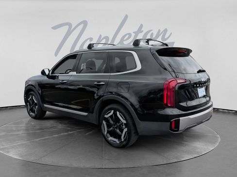 Used 2025 Kia Telluride S AWD/4WD image 7