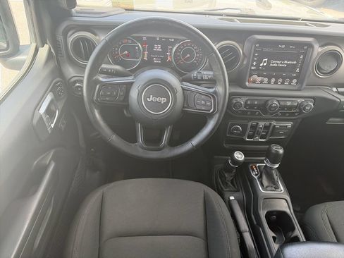Used 2020 Jeep Wrangler Unlimited Sport S w/ Sun And Sound Package AWD/4WD image 15