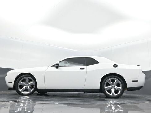 Used 2012 Dodge Challenger R/T image 28