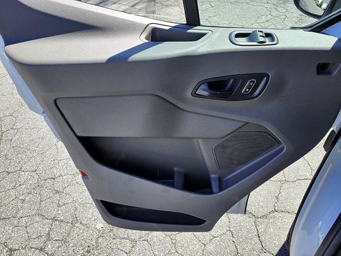 New 2024 Ford Transit 250 148 Medium Roof w/ Load Area Protection Package image 29