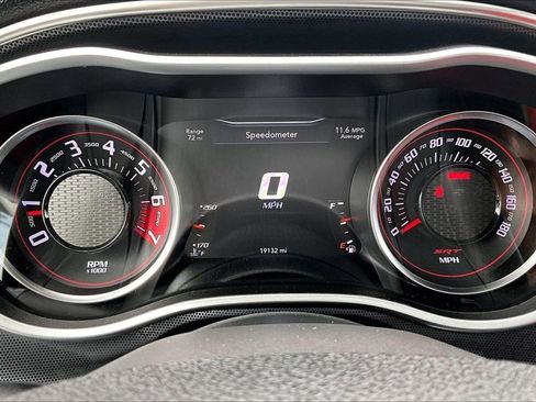 Used 2018 Dodge Challenger SRT image 13