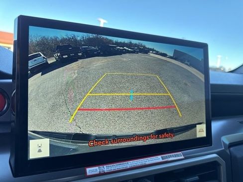 Used 2024 Toyota Tacoma TRD Sport image 23