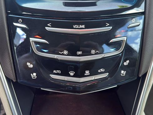 Used 2013 Cadillac XTS Premium AWD/4WD image 20