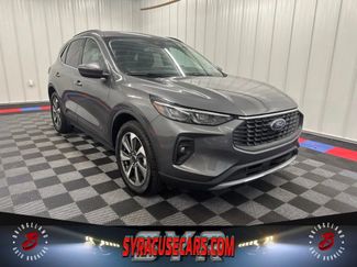 Used 2025 Ford Escape Platinum AWD/4WD video 1
