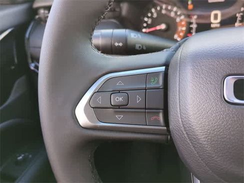 New 2026 Jeep Compass Latitude image 24