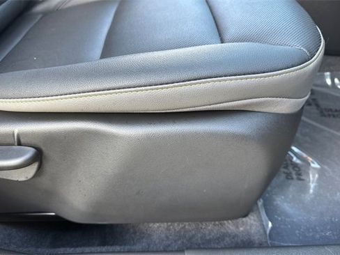 Used 2025 Chevrolet Trax ACTIV w/ Driver Confidence Package image 23