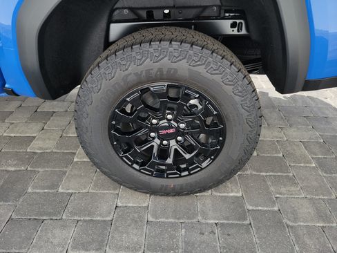 New 2026 GMC Canyon Elevation RWD image 11