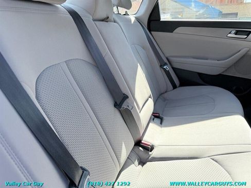 Used 2016 Hyundai Sonata SE FWD image 18