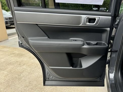 New 2025 Hyundai Santa Fe SE image 19