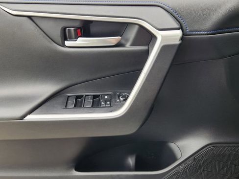 Used 2021 Toyota RAV4 XSE AWD/4WD image 17