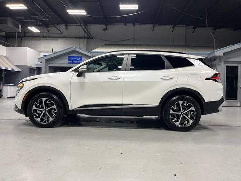 Used 2025 Kia Sportage EX w/ EX Premium Package AWD/4WD image 4