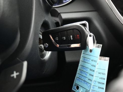 Used 2024 Toyota Camry SE FWD image 30