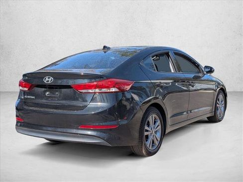 Used 2018 Hyundai Elantra SEL image 5