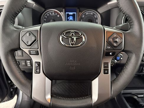Used 2021 Toyota Tacoma Limited RWD image 11