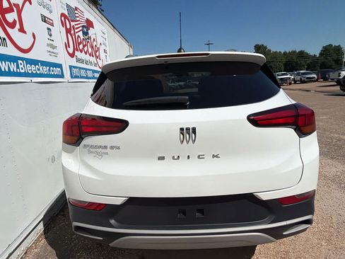 Used 2026 Buick Encore GX Preferred w/ Comfort Package FWD image 4