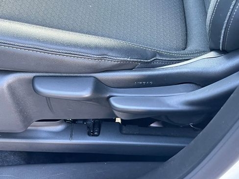 Used 2025 Buick Encore GX Preferred image 23