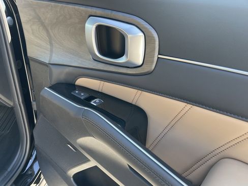 New 2026 Kia Sorento SX Prestige w/ Olive Brown Leather Package image 34