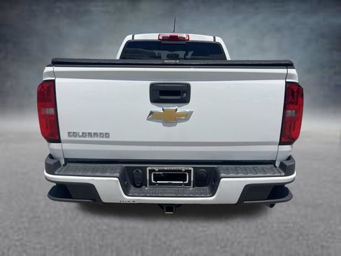 Used 2018 Chevrolet Colorado Z71 AWD/4WD image 6