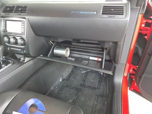 Used 2010 Dodge Challenger R/T image 38