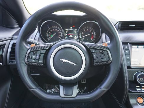 Used 2017 Jaguar F-TYPE S British Design Edition RWD image 19