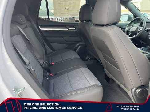 New 2027 GMC Terrain Elevation FWD image 17