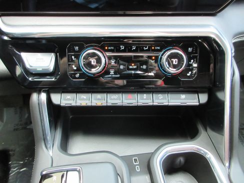 Used 2024 GMC Sierra 1500 Denali Ultimate AWD/4WD image 48