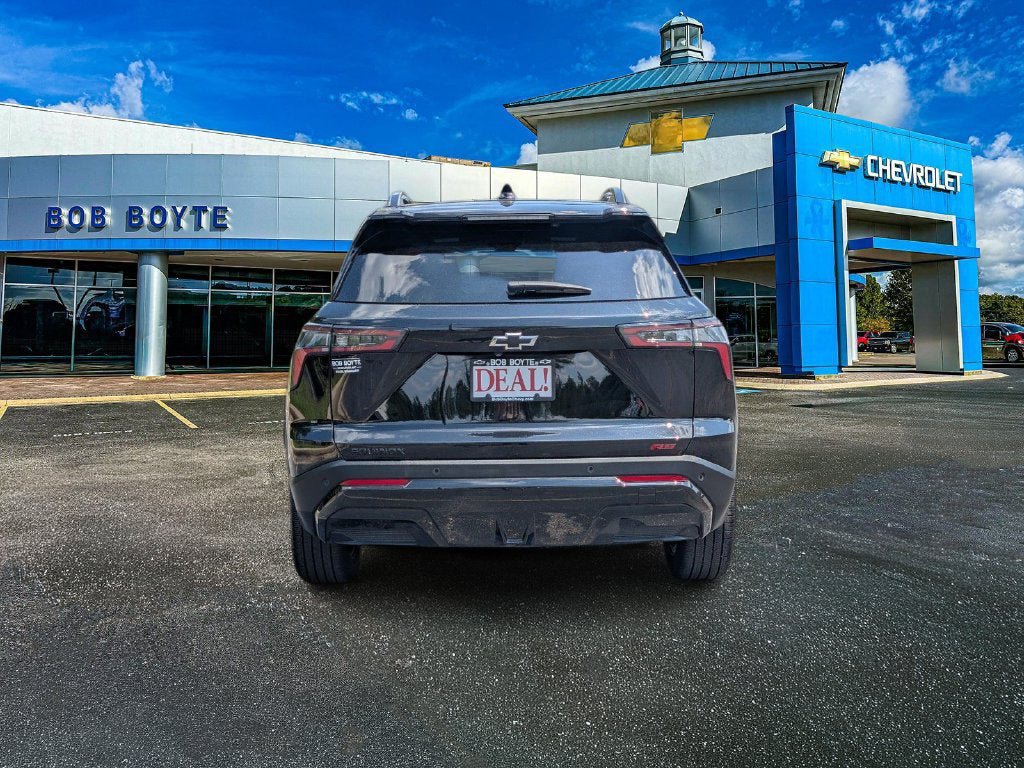 Used 2026 Chevrolet Equinox RS w/ Convenience Package III FWD image 4