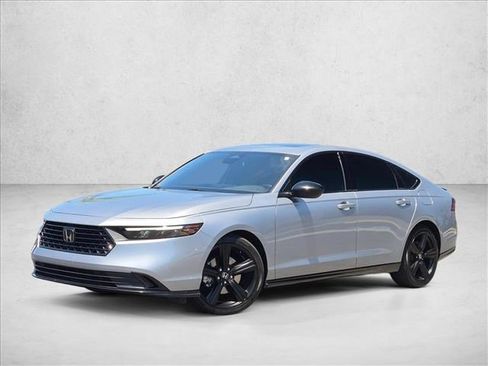 Used 2023 Honda Accord Sport image 1
