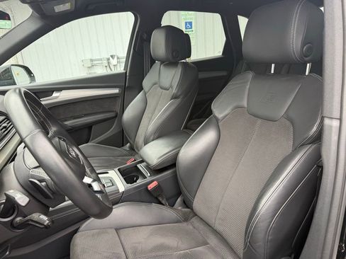 Used 2019 Audi SQ5 Premium Plus w/ Premium Plus Package image 8